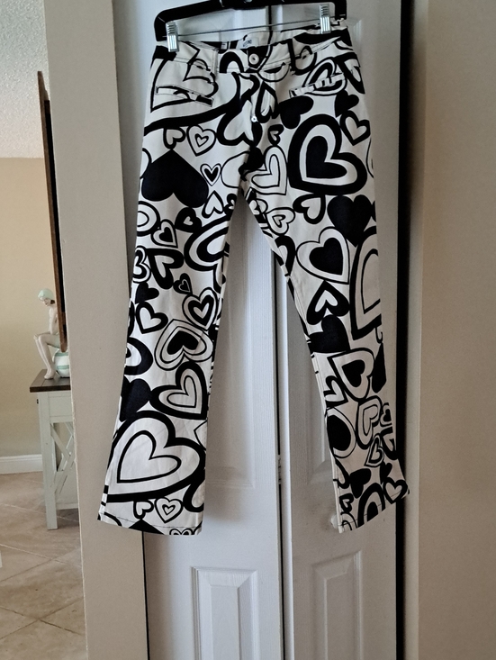 Moschino Denim - Moschino Vintage Graphic Donna Hearts Flare Jeans In Black & Cream. Sz28 EUC